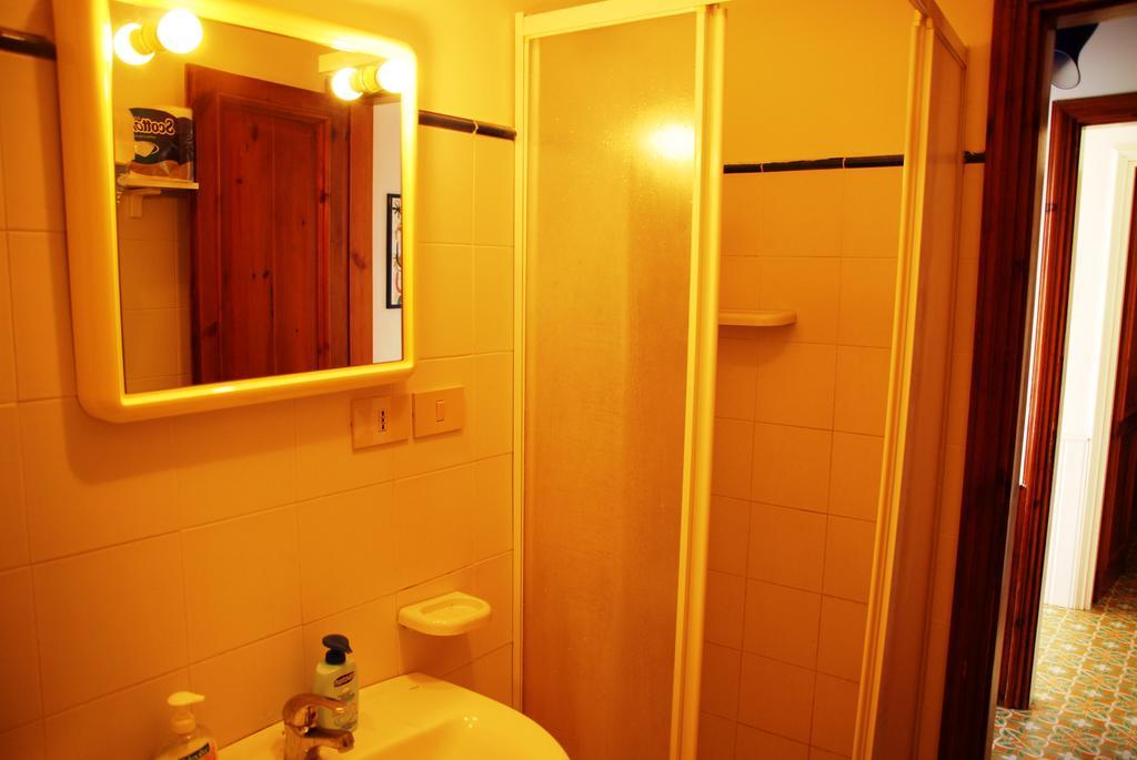 Taormina Isola Bella Apartment - Taormina Holidays 객실 사진